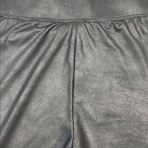 Mud Pie Faux Black Vegan Leather Elastic Waist Legging w/ Seam Detail Size Large